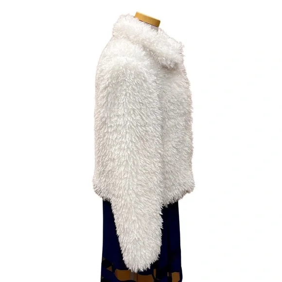 Donna Salyers Fabulous-Furs White Faux Fur Jacket - Size Small​